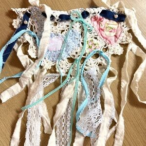 Boho Style Nevklace With Fringe & Lace